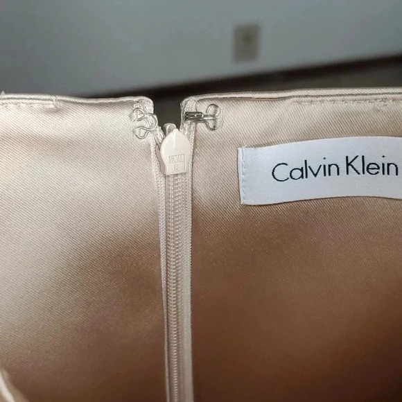 Calvin Klein Gold Fitted Dress & Jacket Set Size 12 - Picture 10 of 12